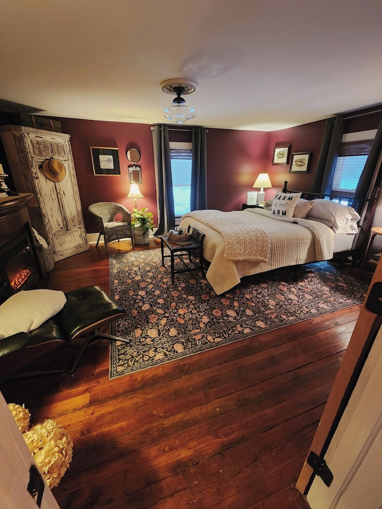 Napa, Queen Bed