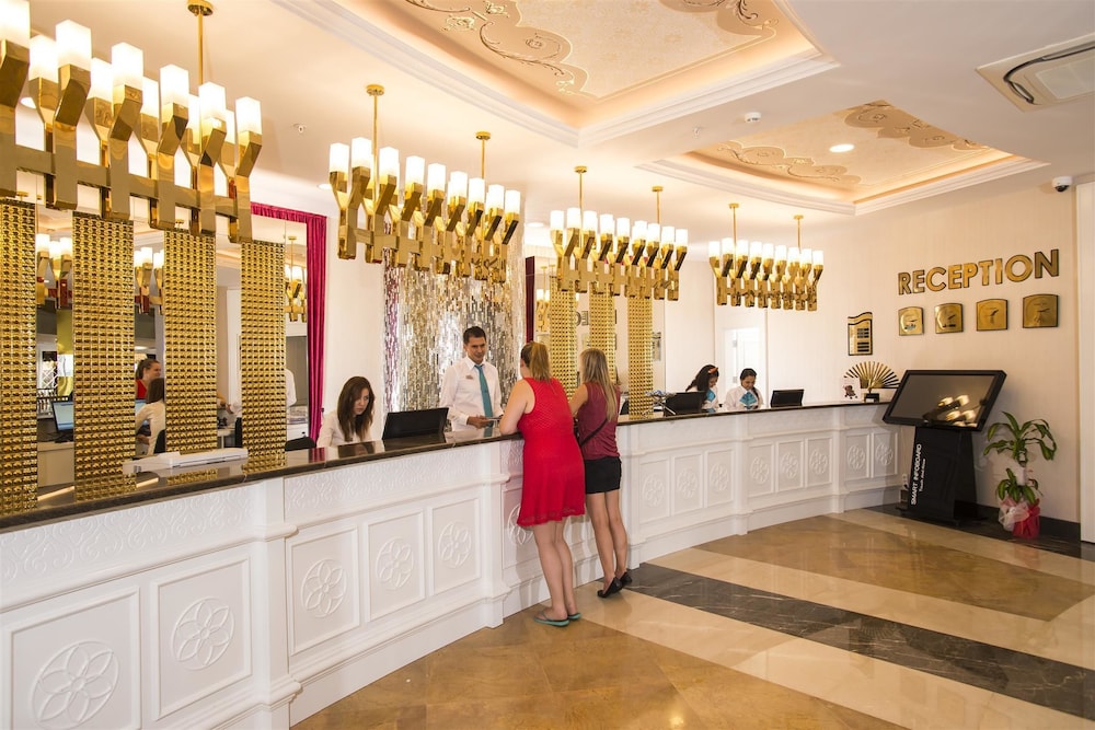 Lobby at Dream World Aqua Hotel, SIDE