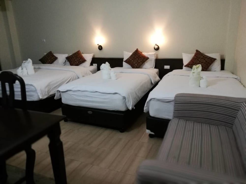 Baan Pordeedin 20/63