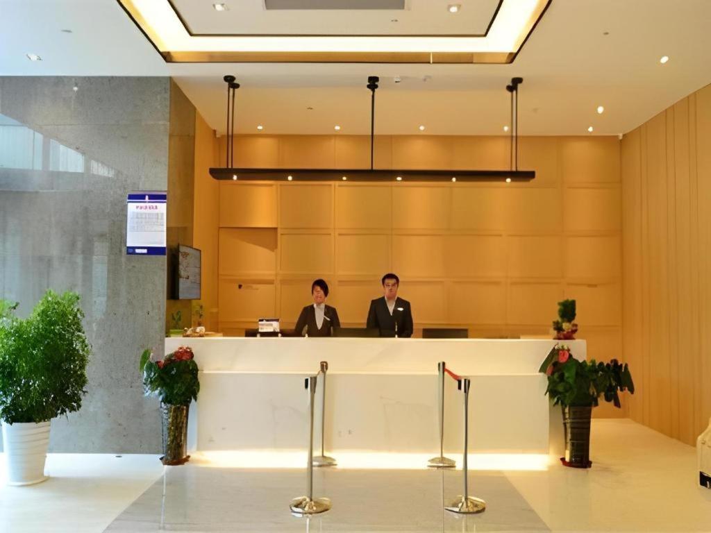 Jinjiang Metropolo Hotel (Qingdao Xinduxin Shuangshan Metro Station) 8/58
