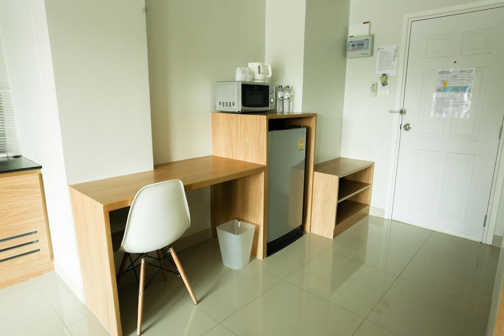 JK Living Hotel and Service Apartment 51/67