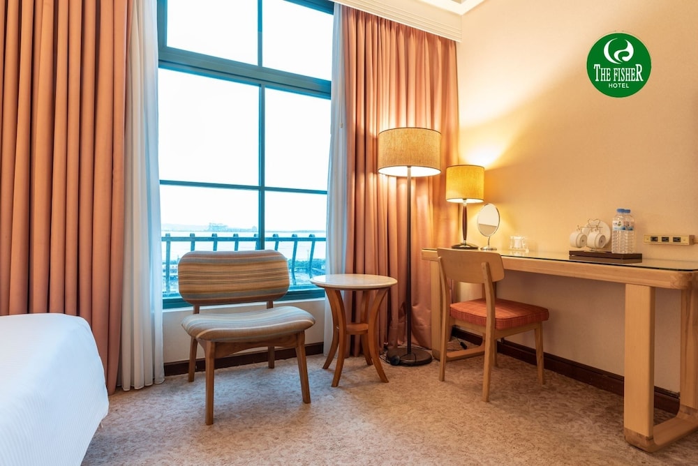 The Fisher Hotel 26/36