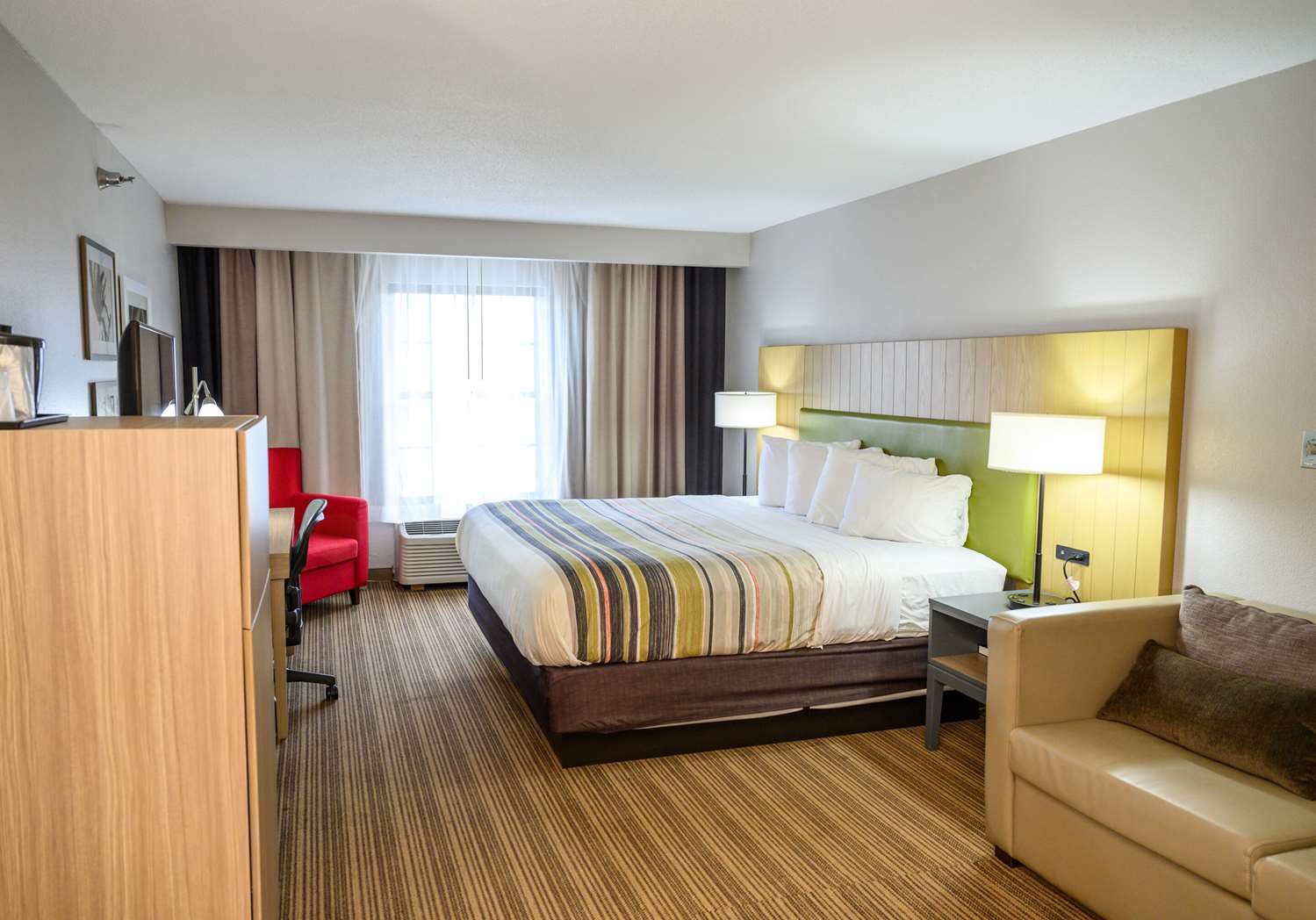Country Inn & Suites by Radisson Greenfield IN 11/37