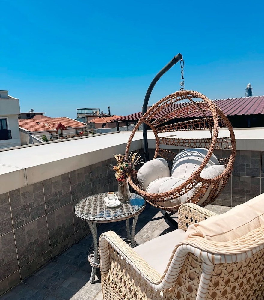 Monezza Hotel - Maltepe 29/33