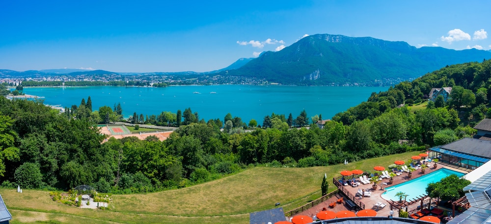 Les Tresoms Lake And Spa Resort 8/73