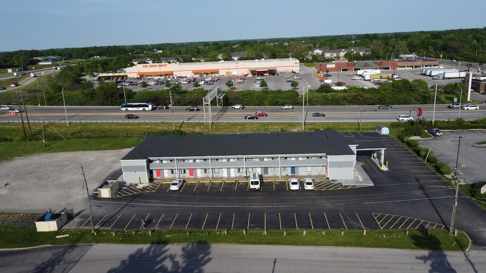 Days Inn By Wyndham Indianapolis East Post Road 37/54