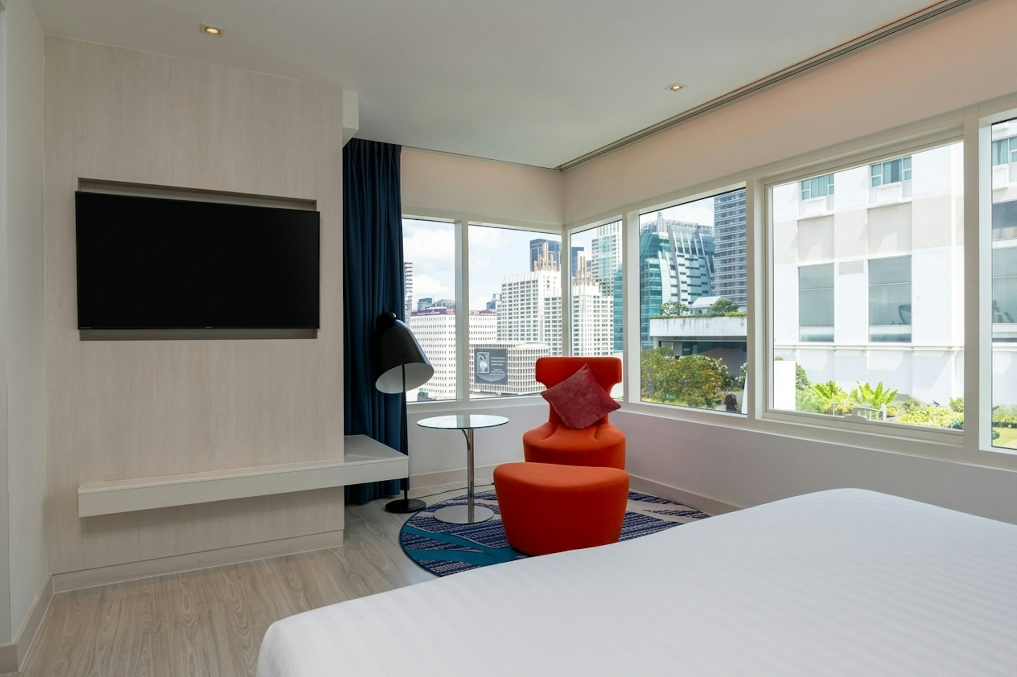 Centara Watergate Pavilion Hotel Bangkok 74/87