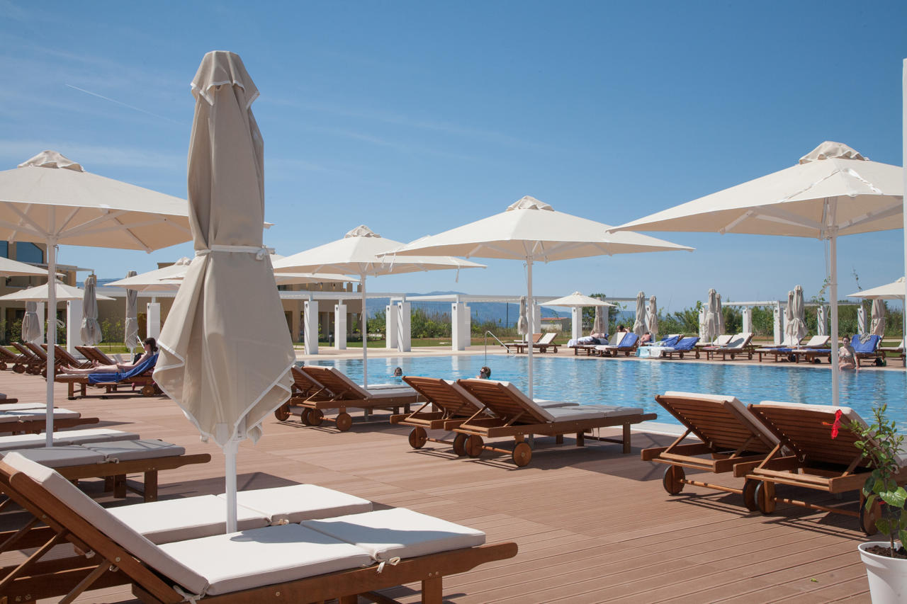 Ilion Beach Hotel 32/36