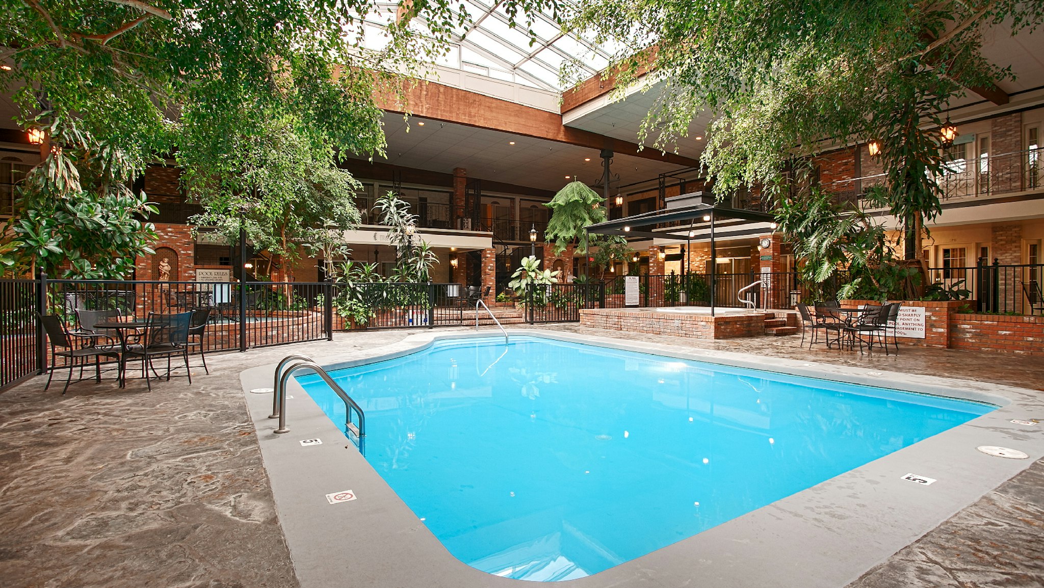 Best Western Plus Heritage Inn 20/36