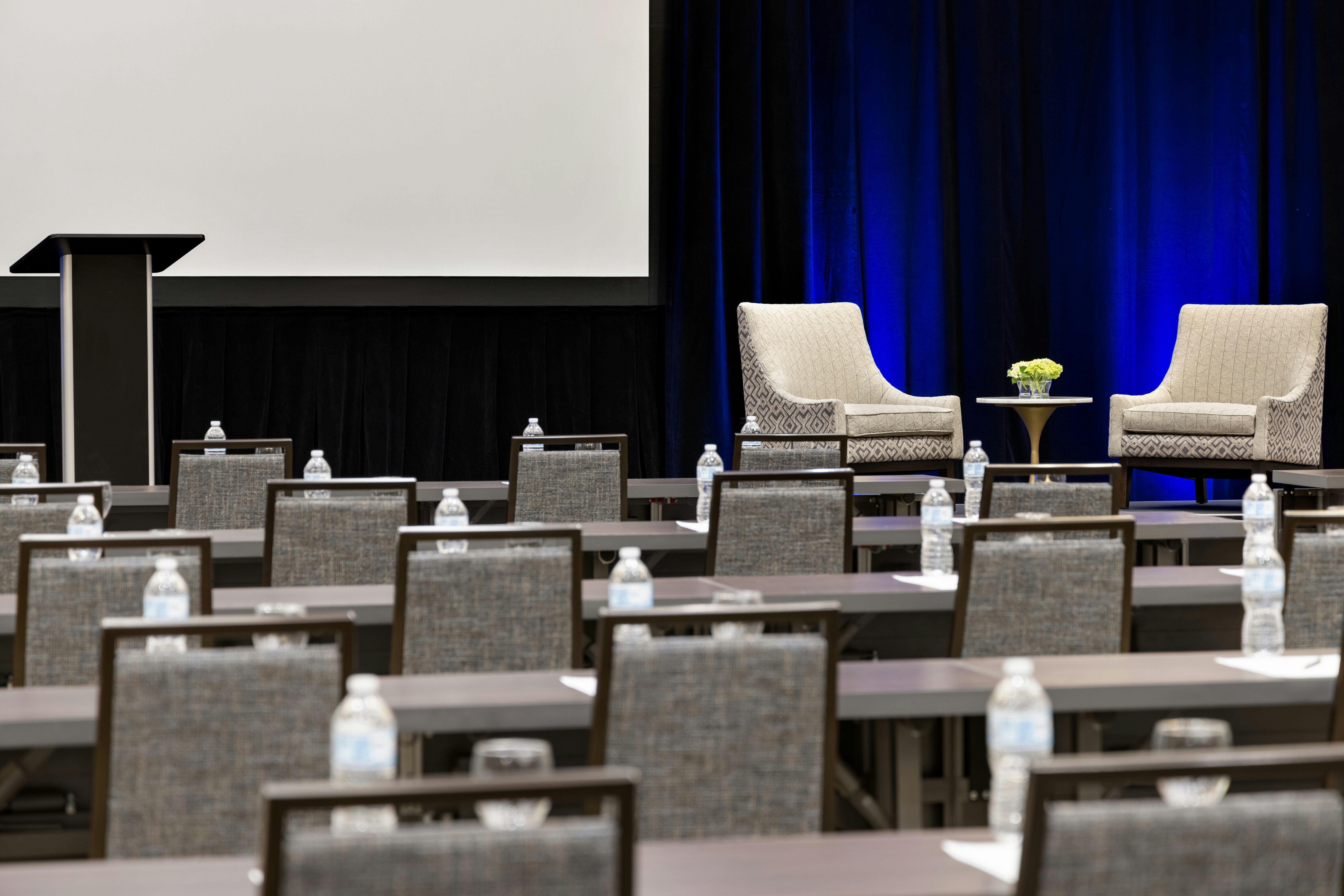 Hilton Alpharetta Atlanta 33/37