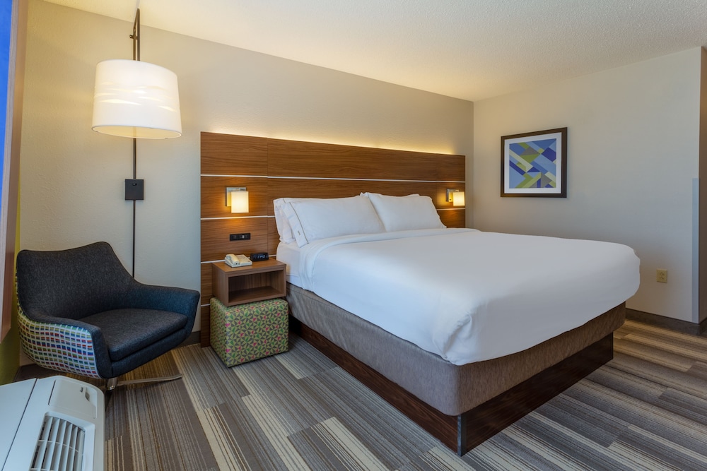 Holiday Inn Express Hotel And Suites Vandalia 15/78