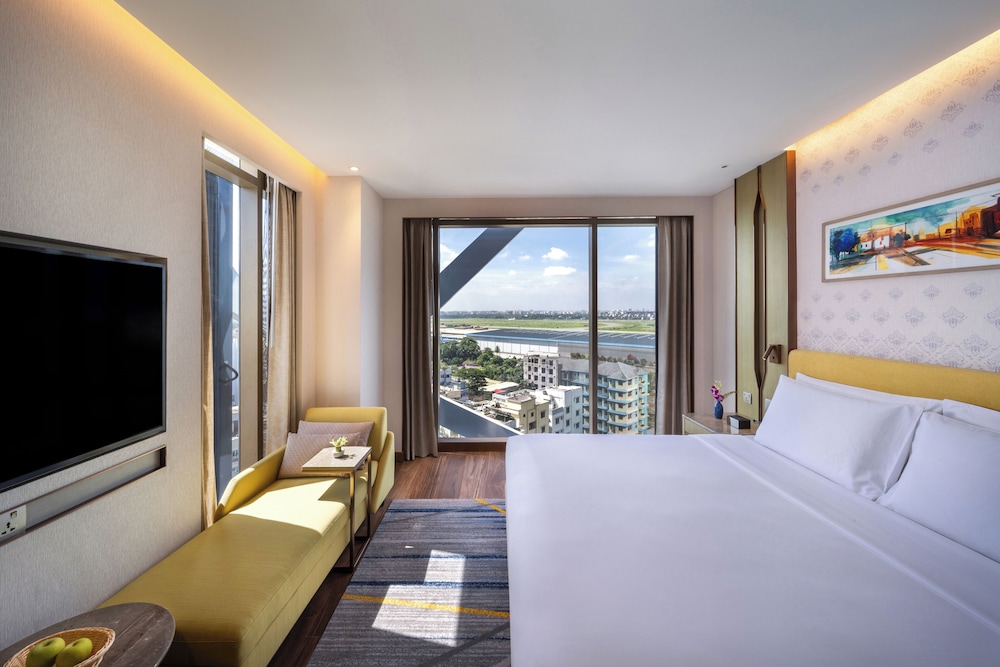 Hyatt Place Dhaka Uttara 15/48