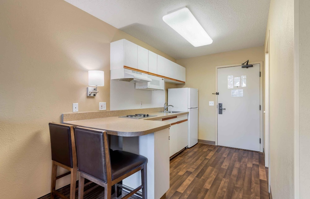 Extended Stay America-Minneapolis-Eden Prairie-Technology Dr 38/53