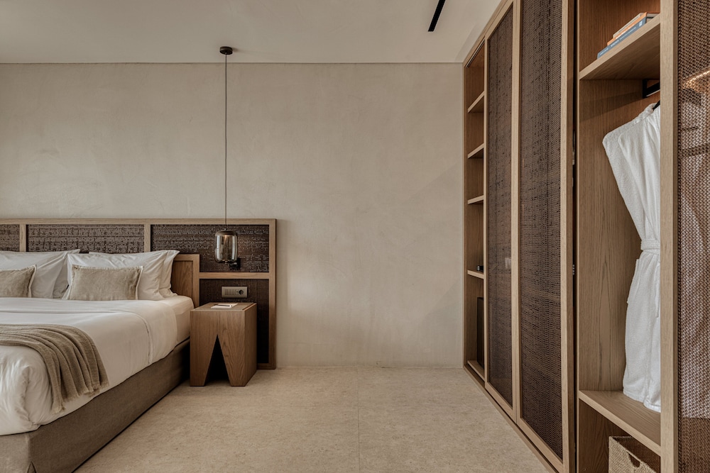 Enigma Mykonos Hideaway Suites 8/50