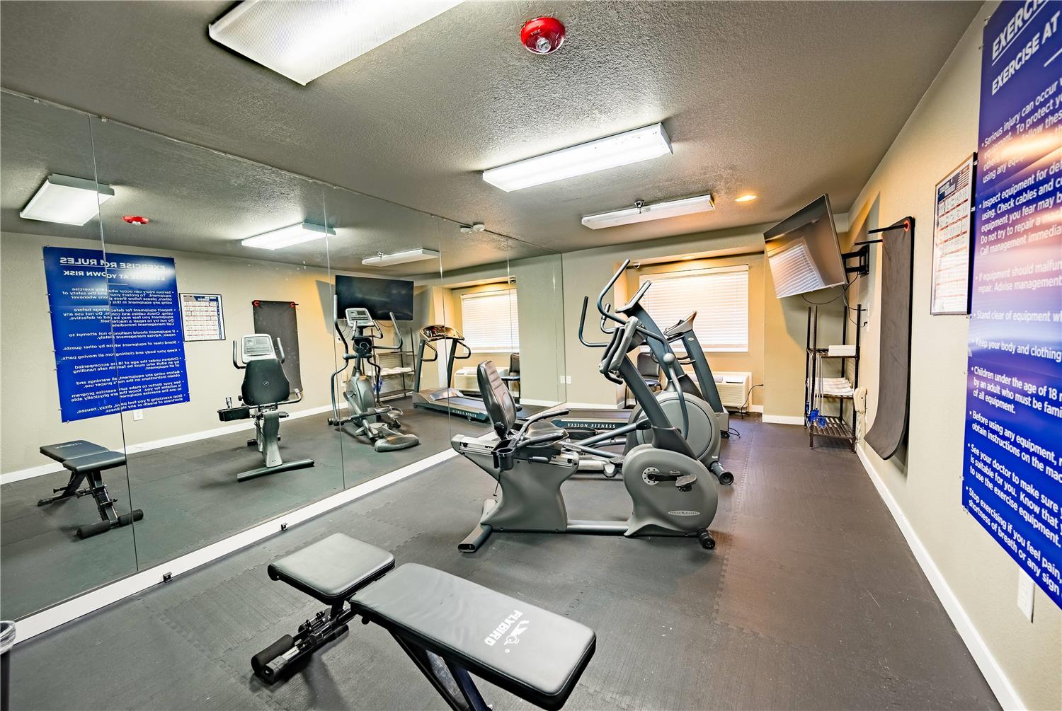 Microtel Inn & Suites by Wyndham Cheyenne 19/31