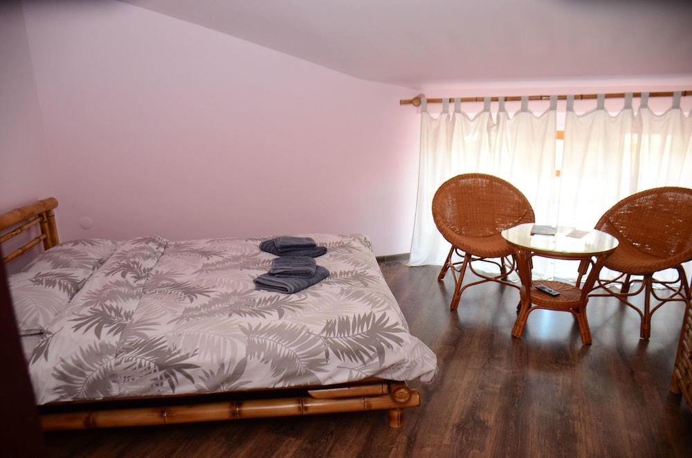 Guesthouse And Hostel Batumi Globus 27/46