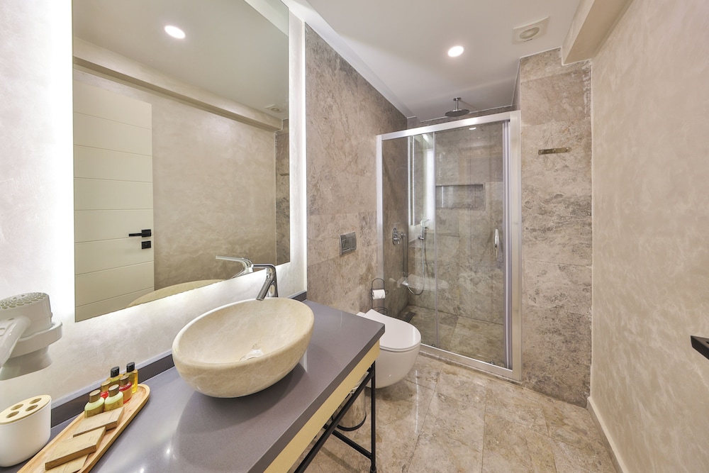 Sole Suites 49/49