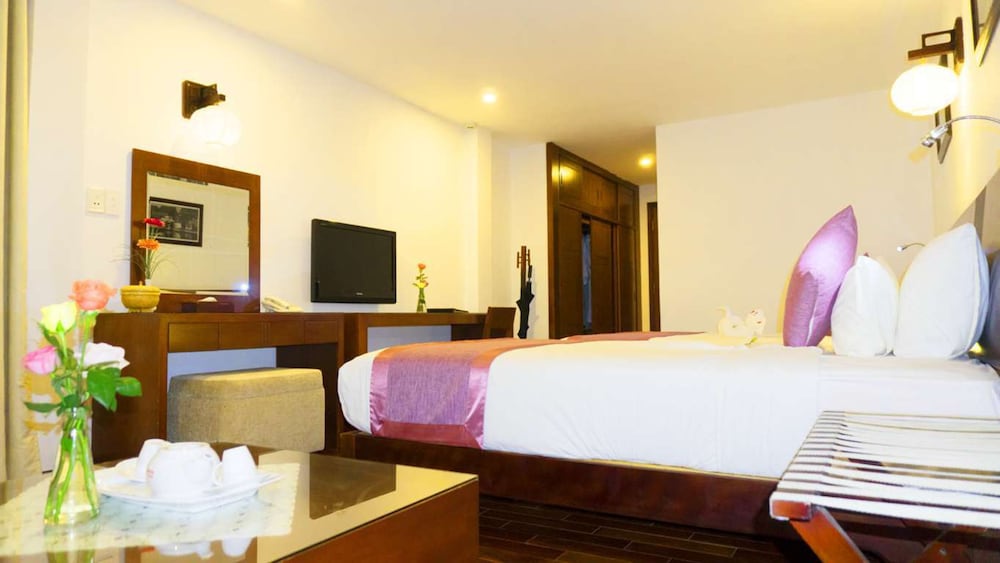 Vinh Hung Riverside Resort 22/78