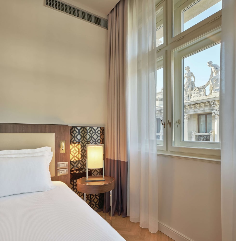 Doubletree By Hilton Trieste 28/87