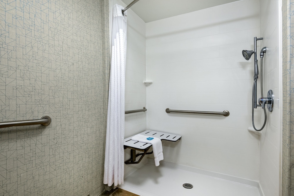 Holiday Inn Express Hotel And Suites Grenada 14/51