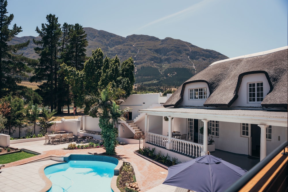 Mirabelle Guesthouse 35/50