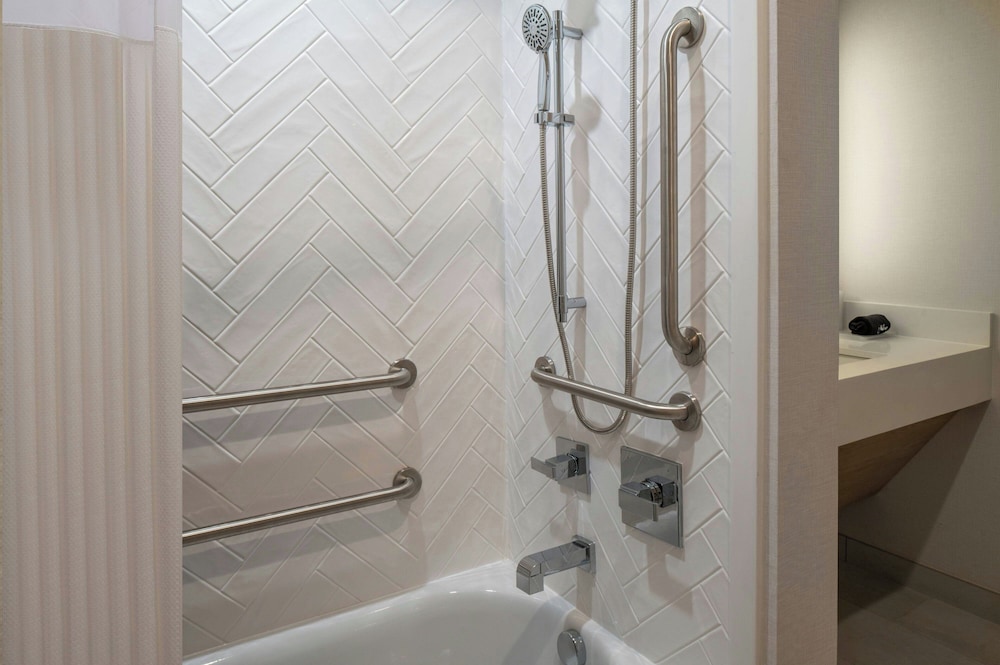 Towneplace Suites By Marriott Atlanta Fairburn 24/25