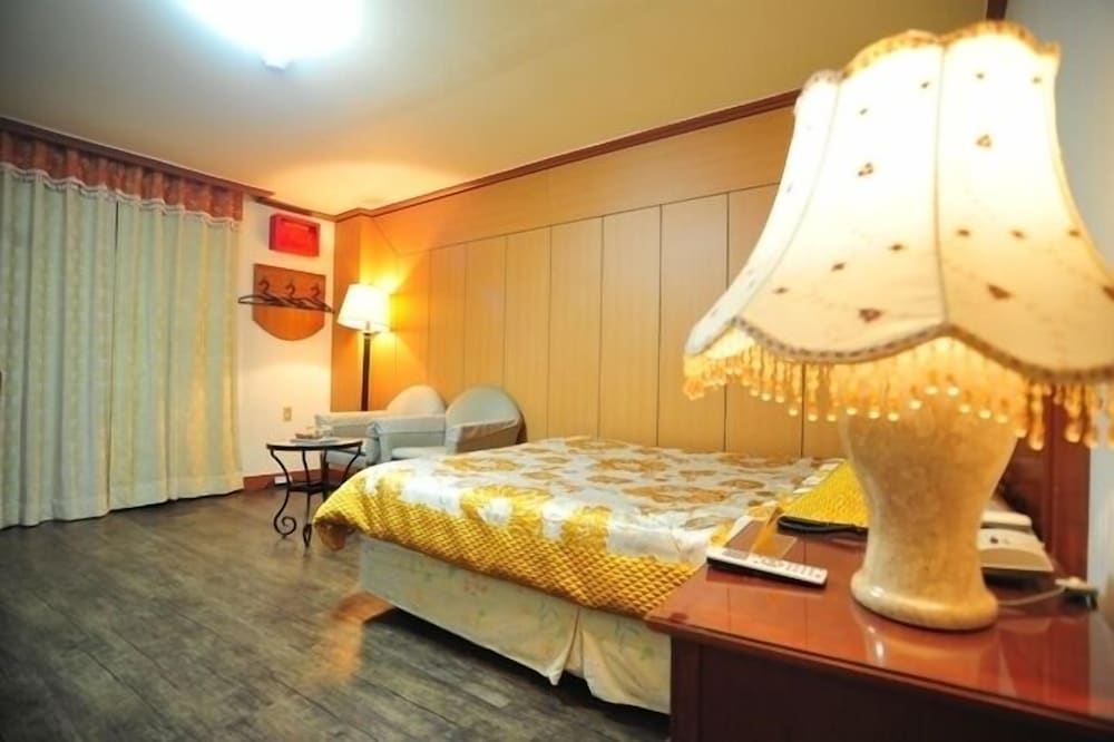 Kyungha Spa Hotel 25/56
