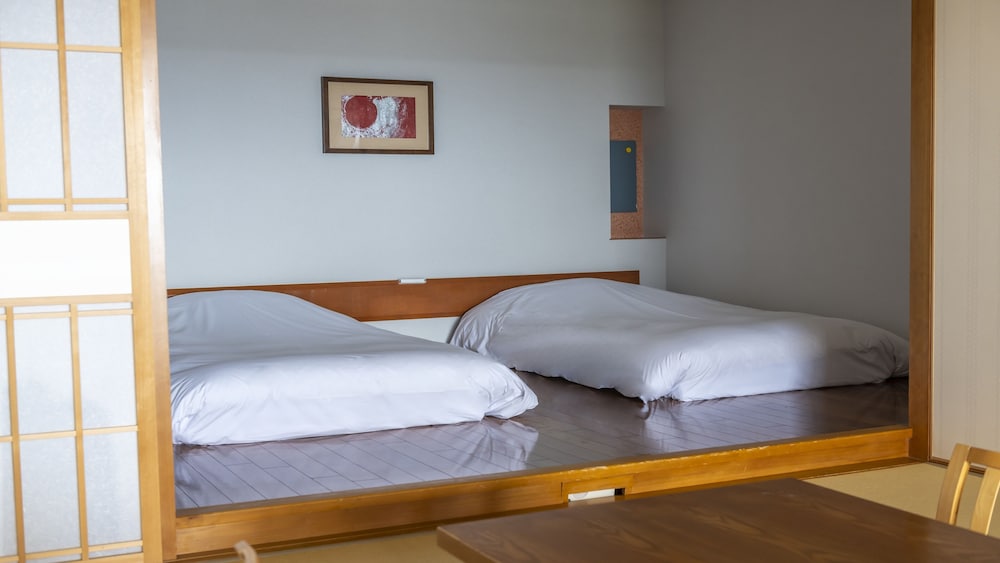 Japanese Western, Twin Beds, 3 Futon Beds, Garden View, Outdoor Bath