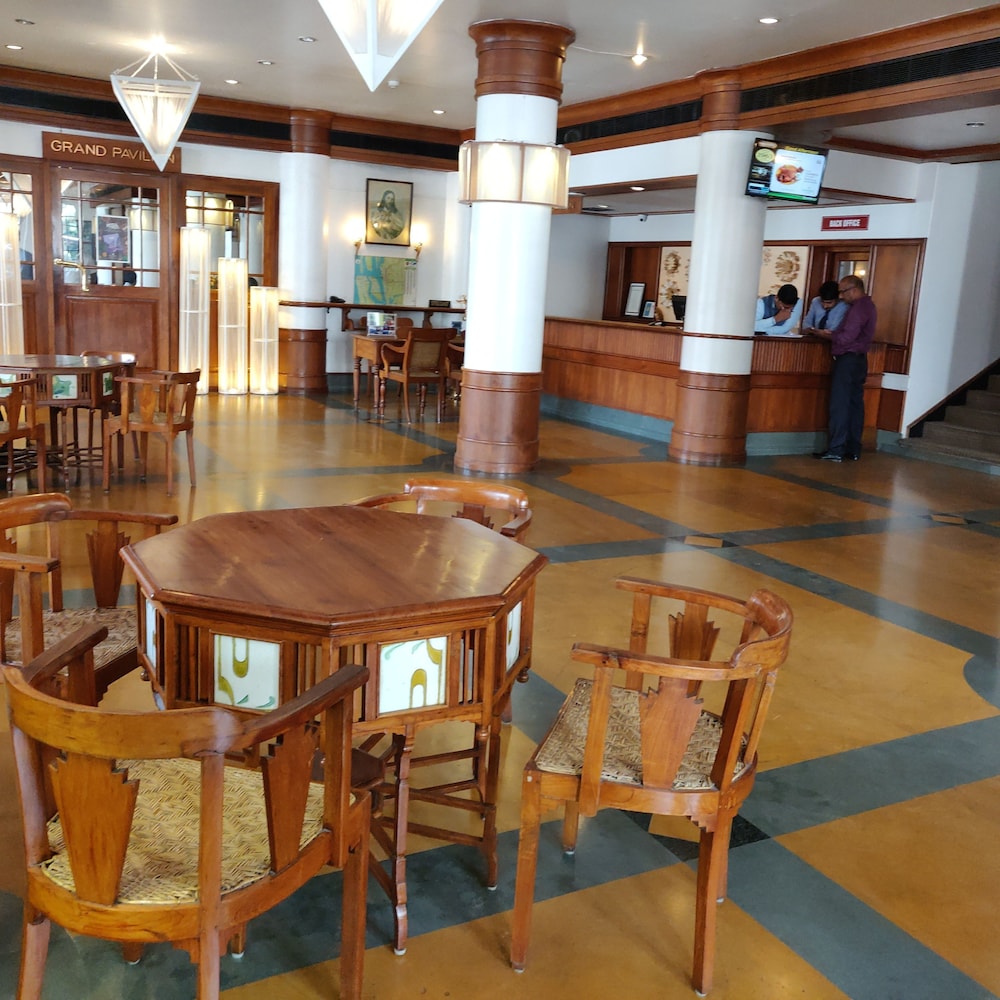 Grand Hotel 34/44
