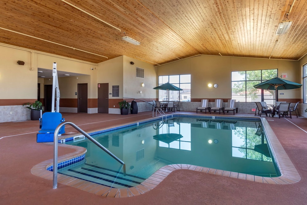 Best Western Plus Chelsea Hotel 3/37