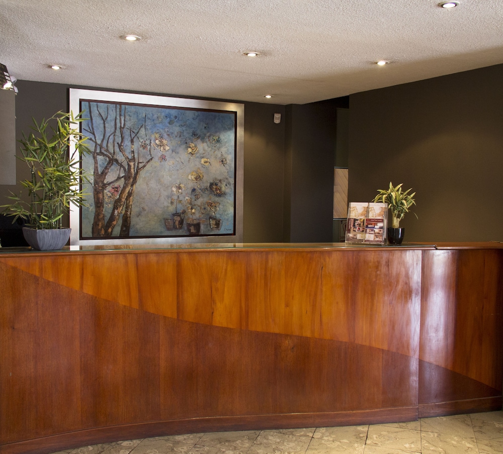 Park Suites 3/50