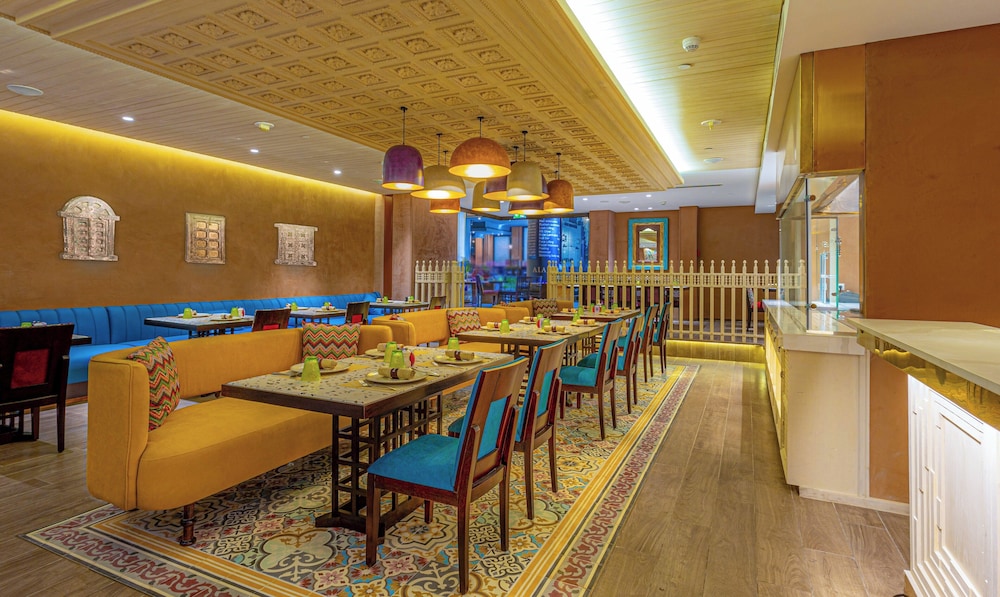 restaurant cafeteria