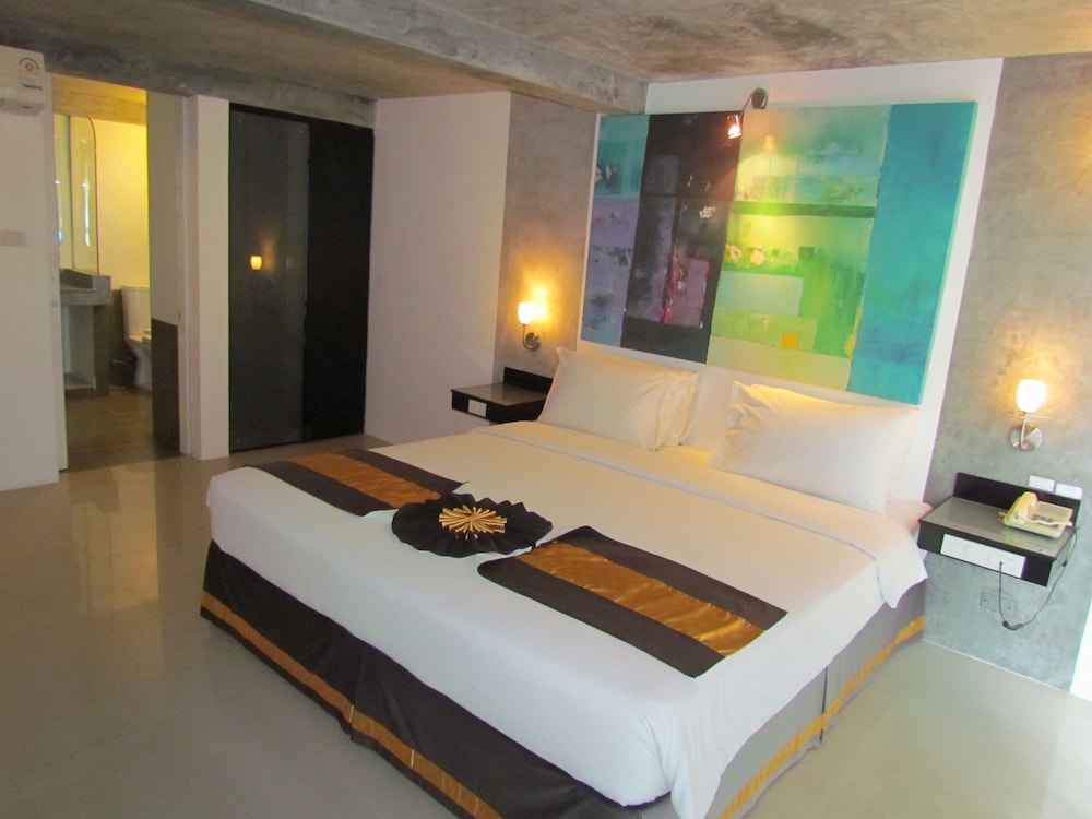 DELUXE, STUDIO, SEA VIEW