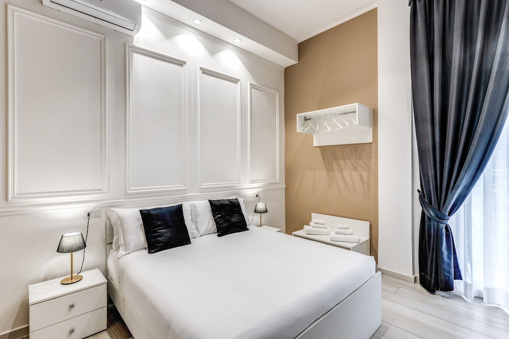 COMFORT, DOUBLE BED