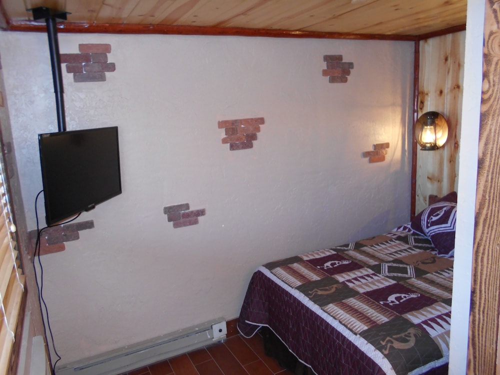 Grand Canyon Inn & Motel 12/39