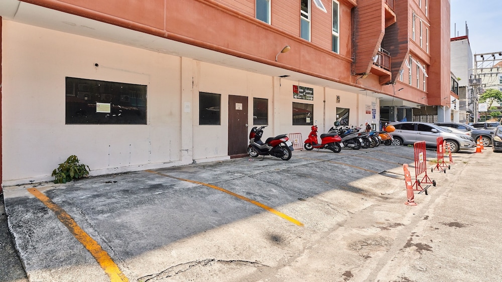 Lime Hotel Patong 40/50