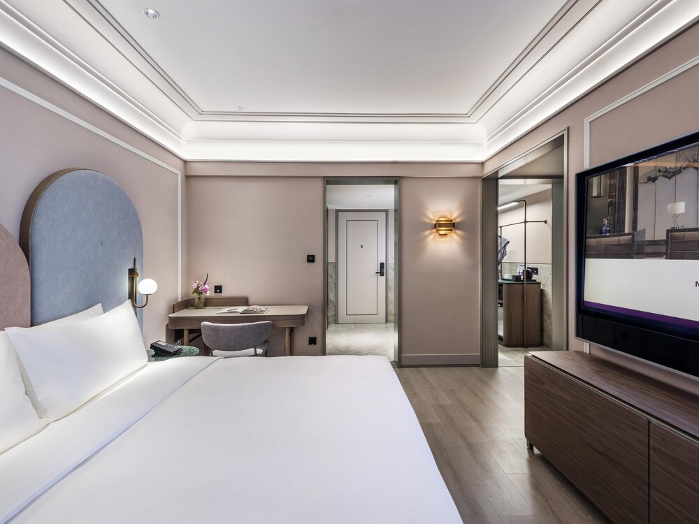 Mingri Hotel 8/32
