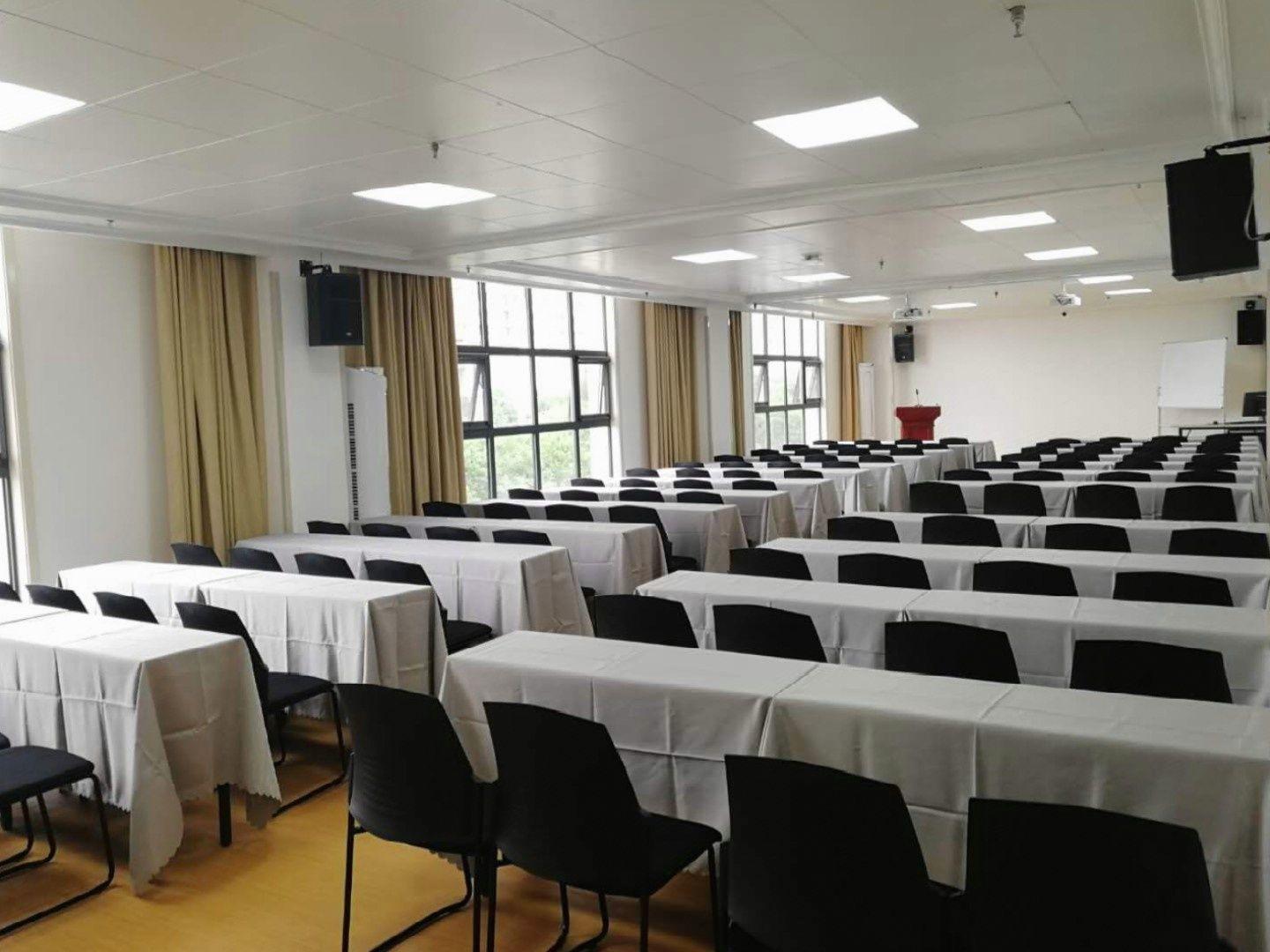 GreenTree Inn Tongchuan Yaozhou District New District Hospital Business Hotel 36/42