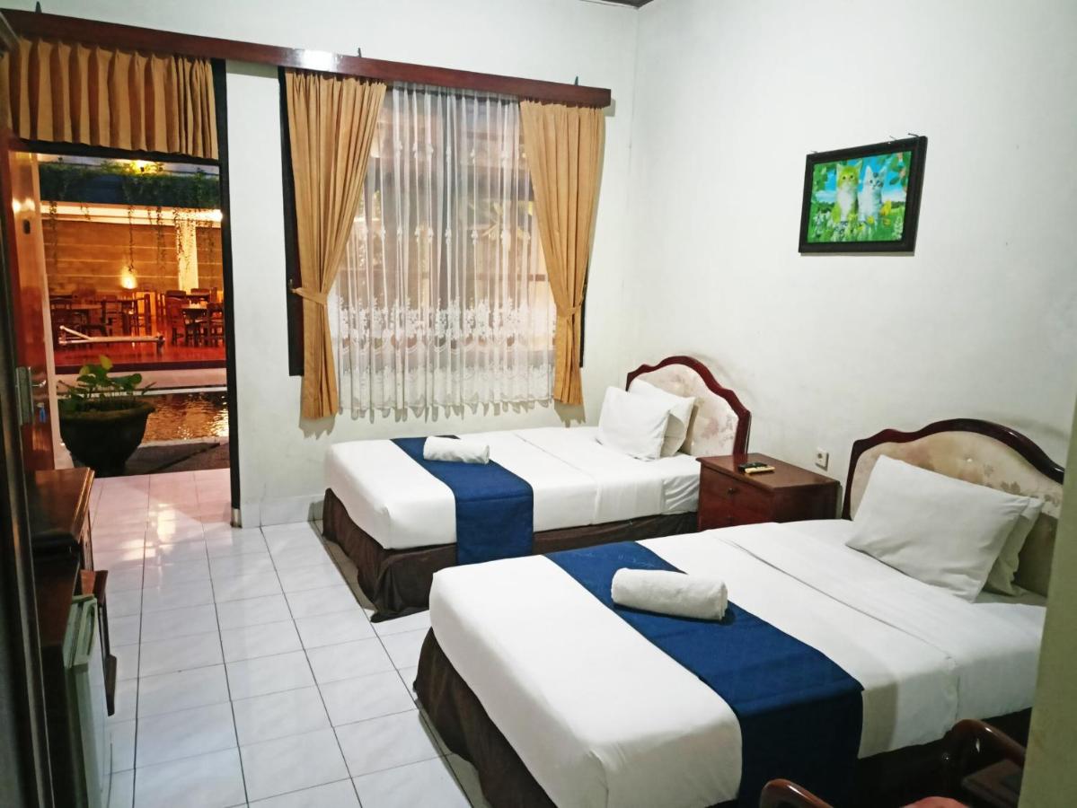 OYO 2225 Catur Adi Putra 19/29