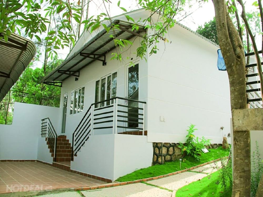 Hanh Ngoc Bungalow 1/50