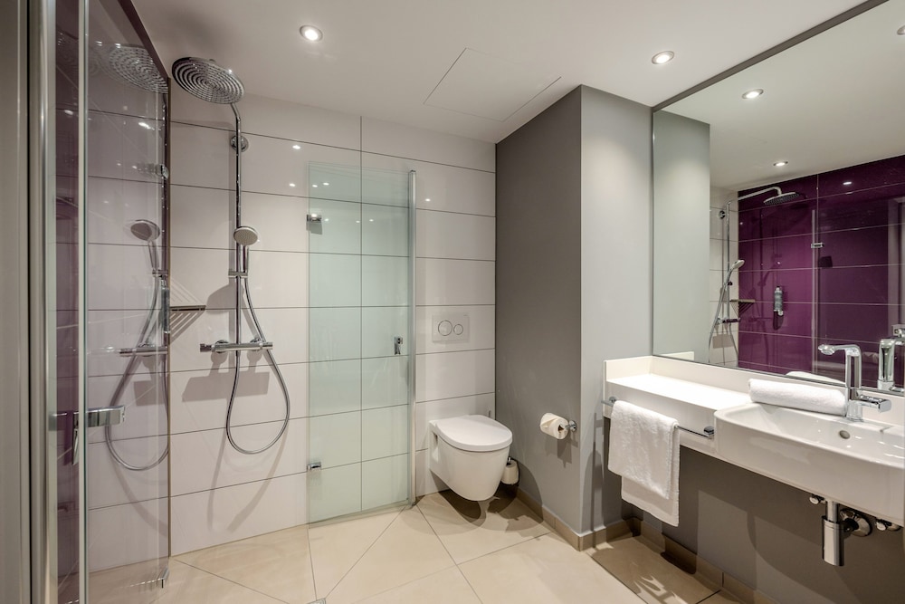 Premier Inn Berlin Alexanderplatz Hotel 44/53