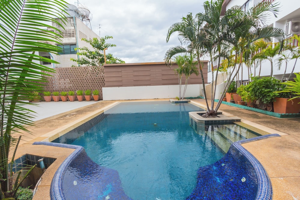 Bp Chiangmai City Hotel 30/32