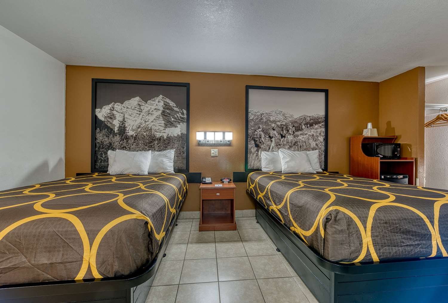 Super 8 By Wyndham Alamosa 12/51