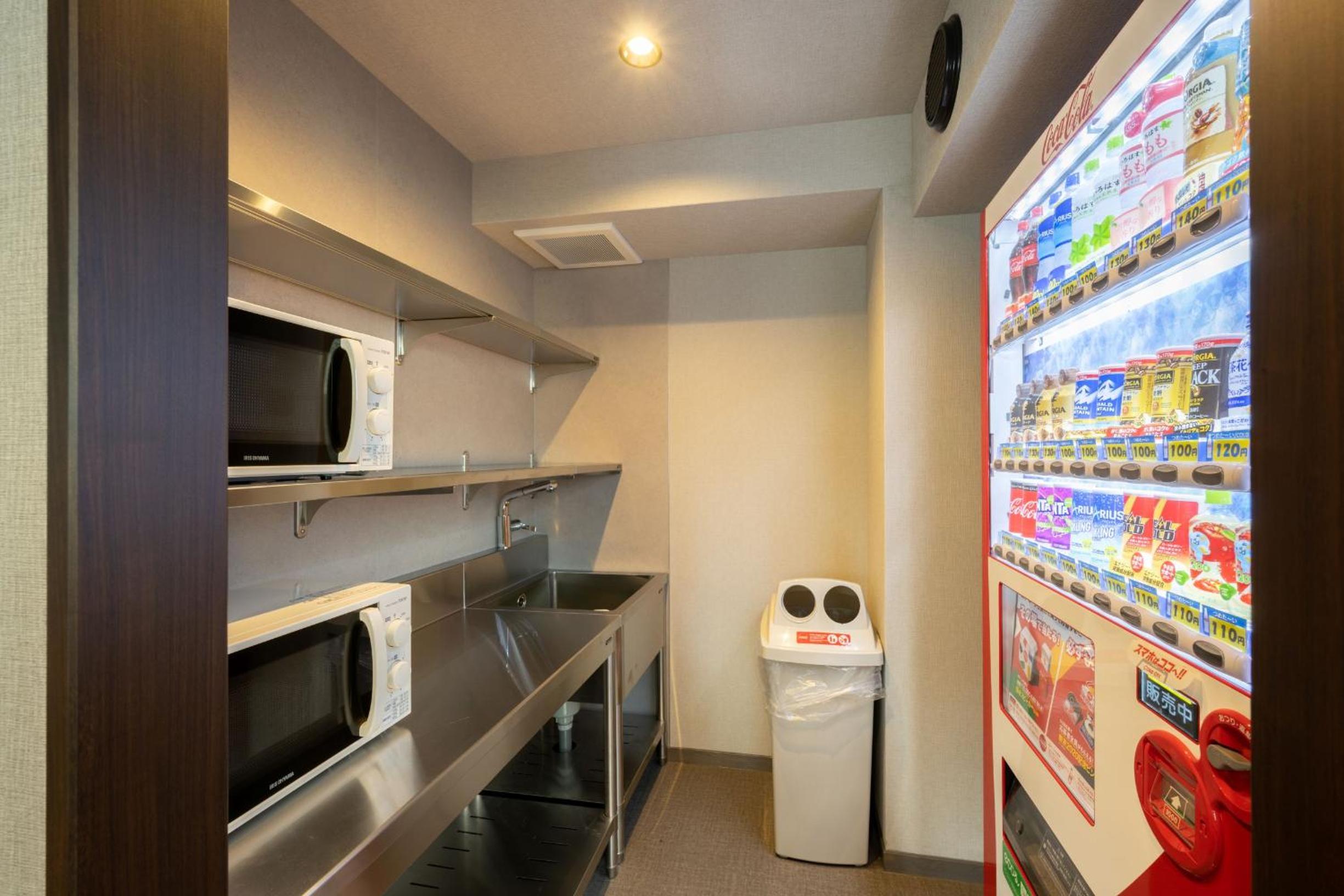 Fuji Hotel Kyoto Gojo 50/50