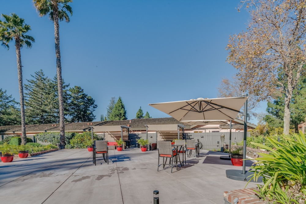 The Palo Alto Inn 31/45