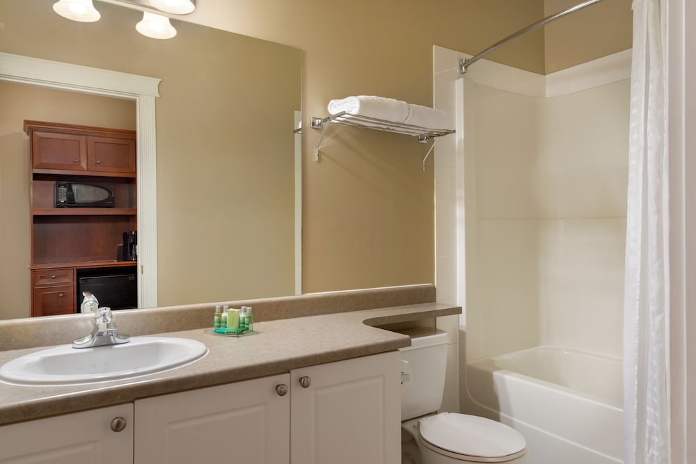 Stanton Suites Hotel Yellowknife 8/38