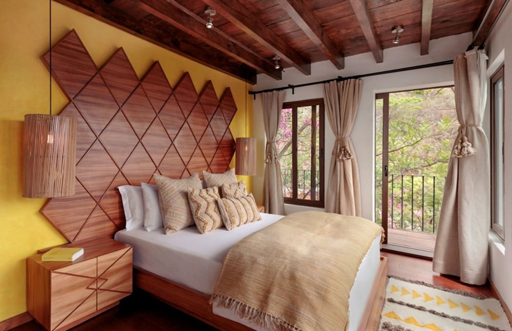 San Francisco, Superior, Queen Bed
