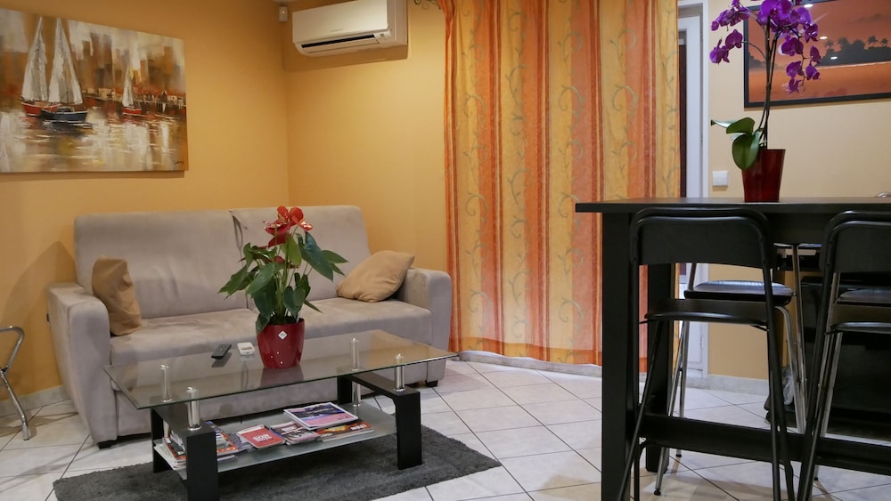 Villa Seignemartin 18/39