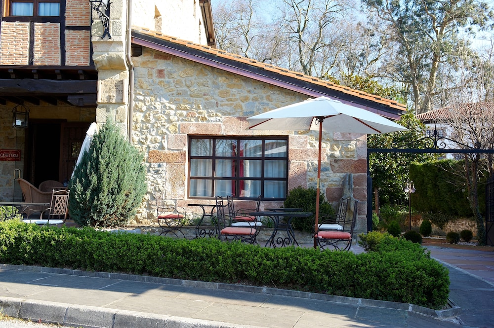 La Casona de Revolgo 2/44