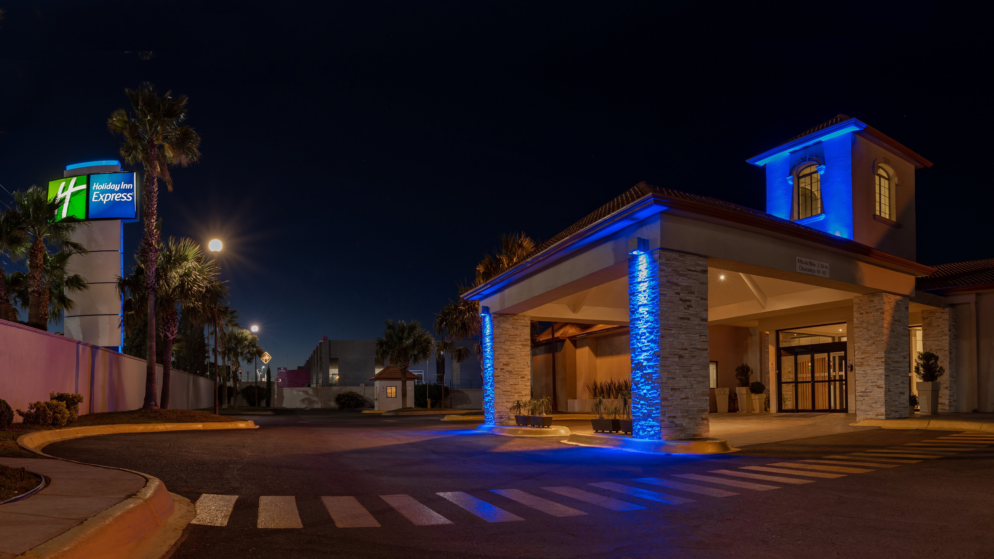 Holiday Inn Express Chihuahua 27/32